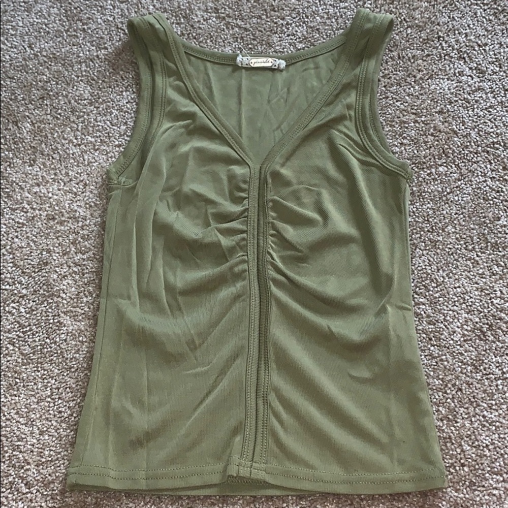 Buckle Gimmicks Shirred Ribbed Tank in Olive Green - Picture 5 of 10